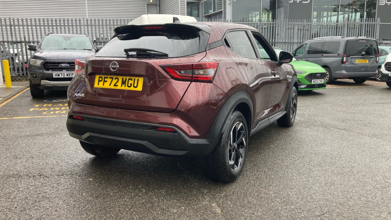Nissan Juke 1.0 DiG-T 114 N-Connecta 5dr DCT Petrol Hatchback